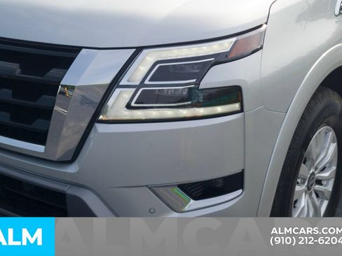 Used 2024 Nissan Armada SV RWD image 11