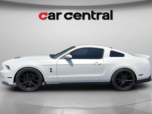 Used 2011 Ford Mustang Shelby GT500 w/ SVT Performance Pkg RWD image 2