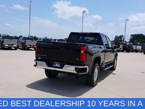 Certified 2025 Chevrolet Silverado 3500 LT w/ Safety Package AWD/4WD image 8