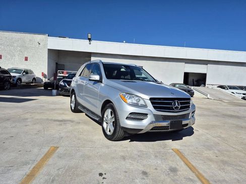 Used 2014 Mercedes-Benz ML 350 4MATIC image 4