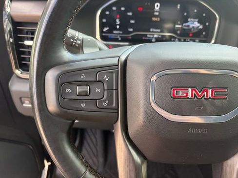 Used 2024 GMC Sierra 1500 AT4 w/ Technology Package AWD/4WD image 6