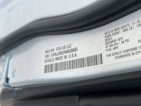 Used 2022 Jeep Grand Cherokee L Limited w/ Luxury Tech Group II image 41