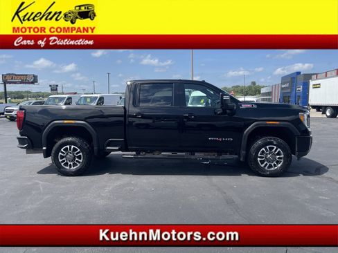 Used 2021 GMC Sierra 2500 AT4 w/ AT4 Preferred Package AWD/4WD image 1