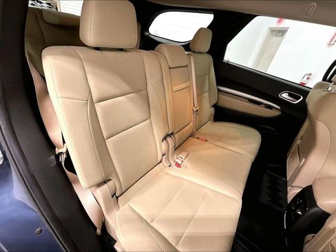 Used 2019 Dodge Durango SXT image 35