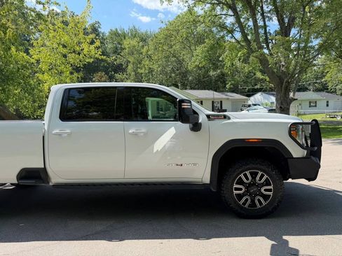 Used 2021 GMC Sierra 2500 AT4 w/ AT4 Premium Plus Package AWD/4WD image 74