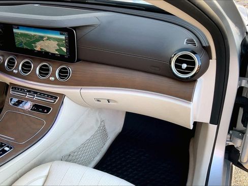 Certified 2020 Mercedes-Benz E 350 4MATIC Sedan image 19