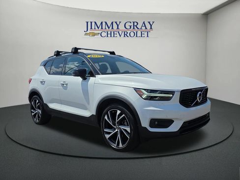 Used 2020 Volvo XC40 T5 R-Design AWD/4WD image 7