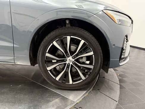 Certified 2023 Volvo XC60 B5 Ultimate w/ Protection Package Premier image 10