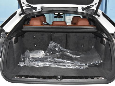 New 2026 BMW X6 xDrive40i w/ Executive Package image 26