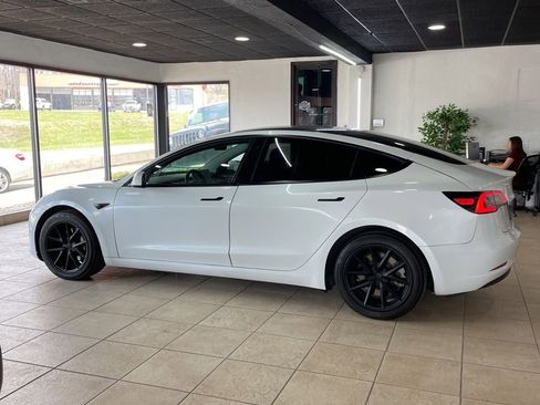 Used 2022 Tesla Model 3 Long Range image 4