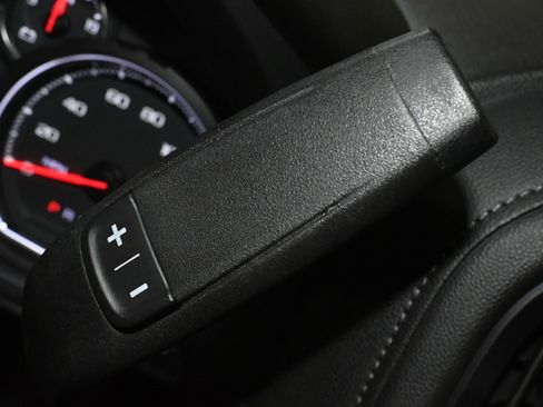 Used 2021 Chevrolet Silverado 1500 LT Trail Boss w/ Convenience Package II image 28