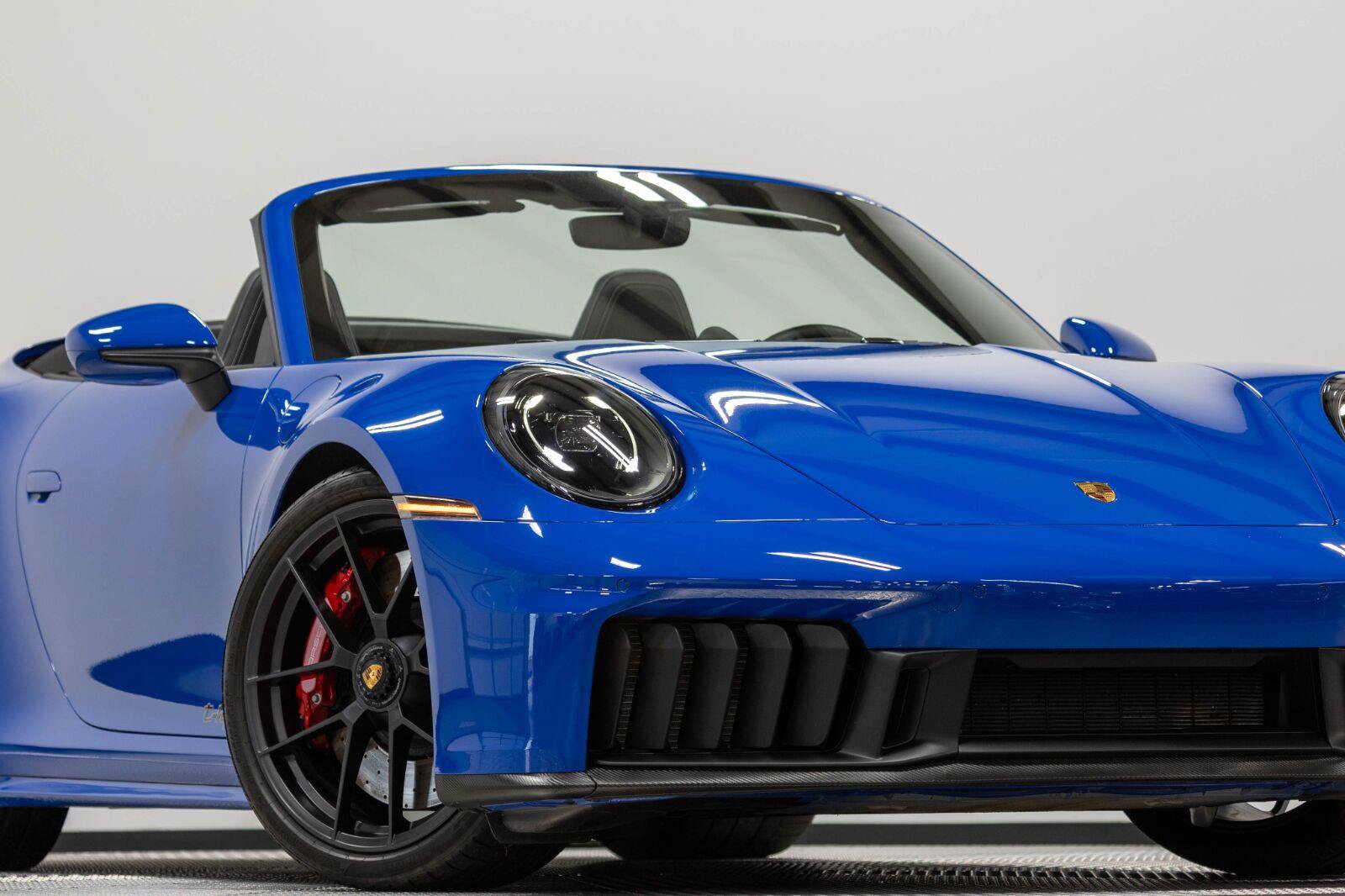 Used 2026 Porsche 911 Carrera 4 GTS AWD/4WD image 49