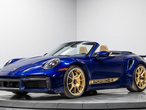 Used 2021 Porsche 911 Turbo S image 2
