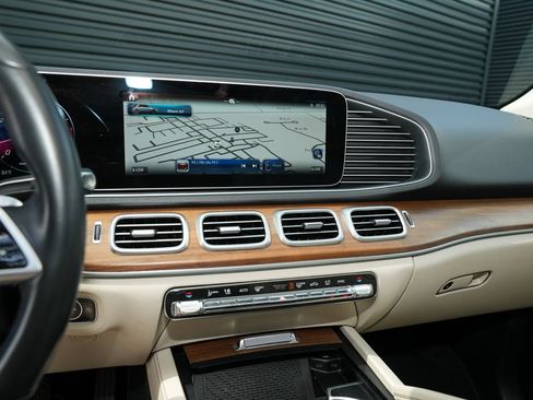 Used 2024 Mercedes-Benz GLE 450 4MATIC image 26