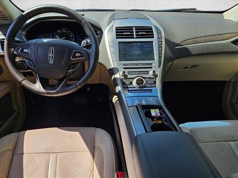 Used 2020 Lincoln MKZ Reserve w/ Luxury Package FWD image 16