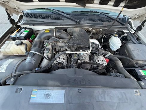 Used 2007 GMC Sierra 2500 SLE w/ Heavy-Duty Power Package RWD image 38