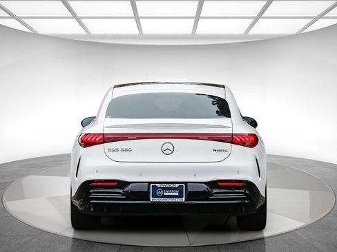 Certified 2022 Mercedes-Benz EQS 580 4MATIC Sedan image 3
