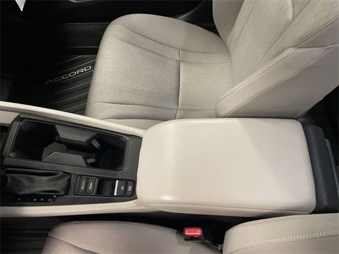 Certified 2025 Honda Accord LX image 20