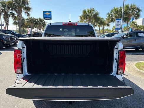 Used 2024 Chevrolet Colorado W/T RWD image 11