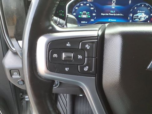 Used 2024 Chevrolet Silverado 1500 LT Trail Boss w/ Convenience Package II AWD/4WD image 19