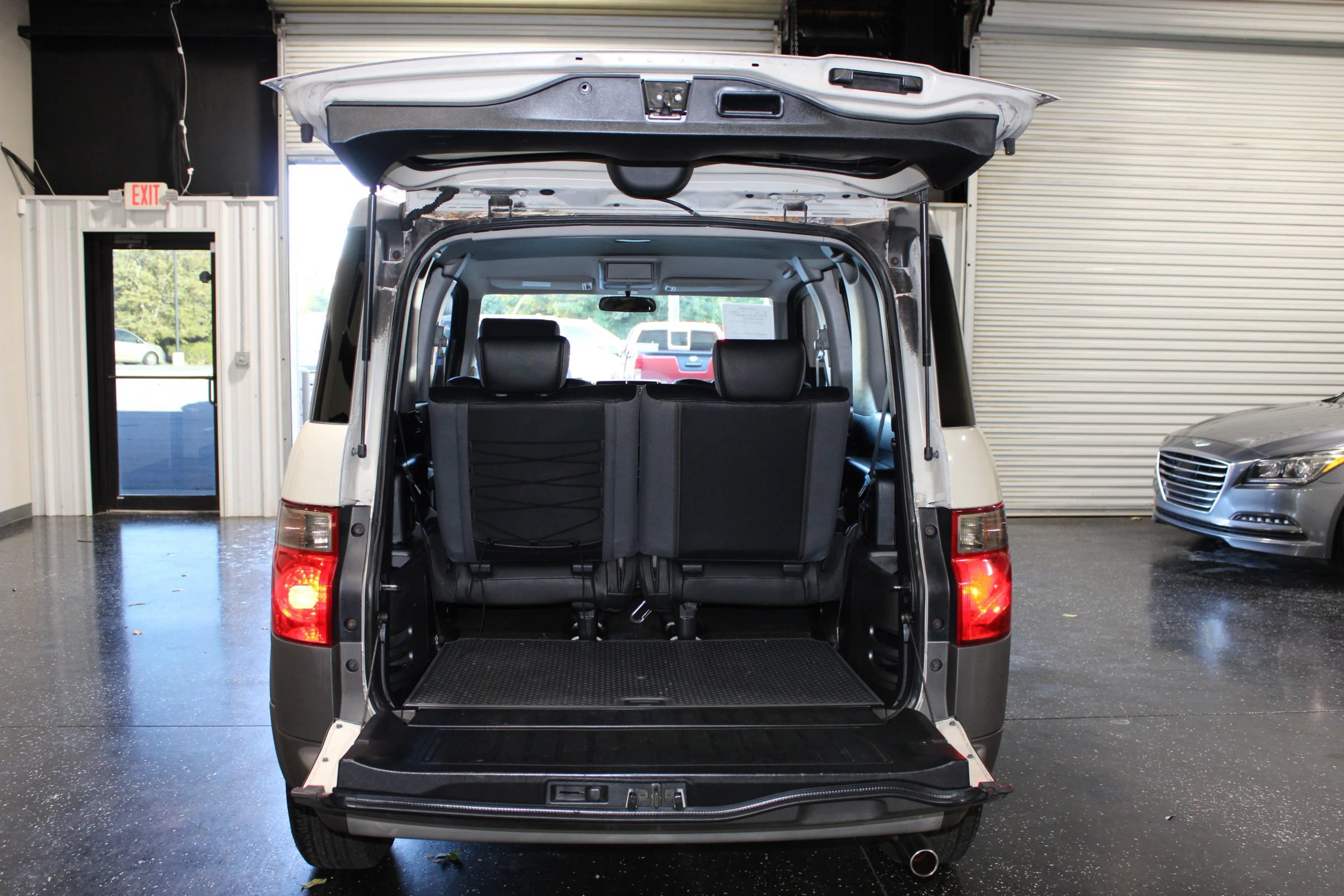 Used 2005 Honda Element EX image 31