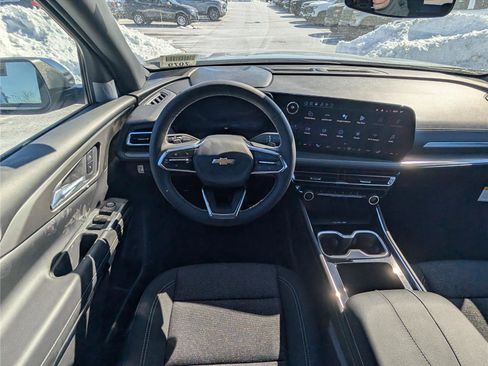 New 2026 Chevrolet Traverse LT image 14