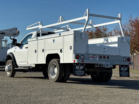 New 2026 RAM 5500 Tradesman w/ Chrome Appearance Group image 5