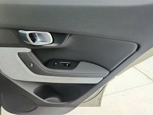 Used 2022 Polestar Polestar 2 Long Range Dual Motor w/ Plus Package image 26