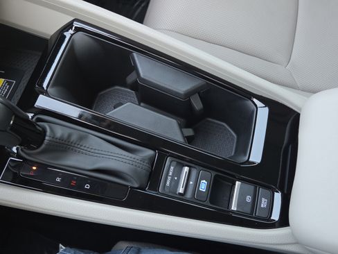 Used 2025 Honda Accord EX-L image 32