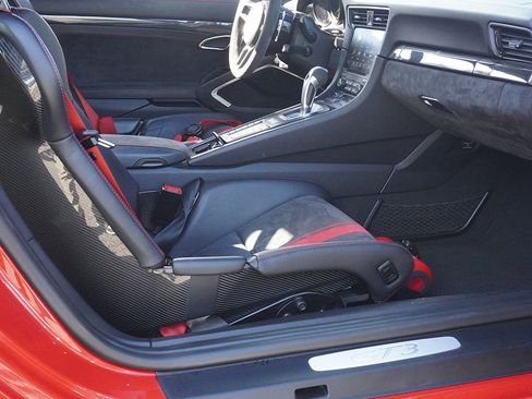 Used 2018 Porsche 911 GT3 RWD image 24
