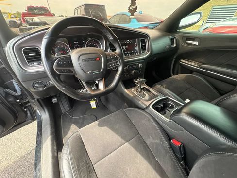 Used 2022 Dodge Charger Scat Pack RWD image 12