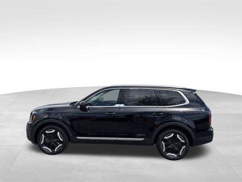 Used 2025 Kia Telluride EX w/ EX Captain's Chair Package AWD/4WD image 12