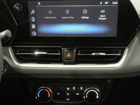 Used 2025 Chevrolet TrailBlazer LT FWD image 20