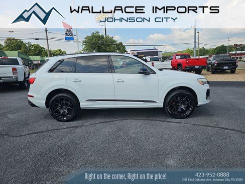 Used 2025 Audi SQ7 Premium Plus AWD/4WD image 4