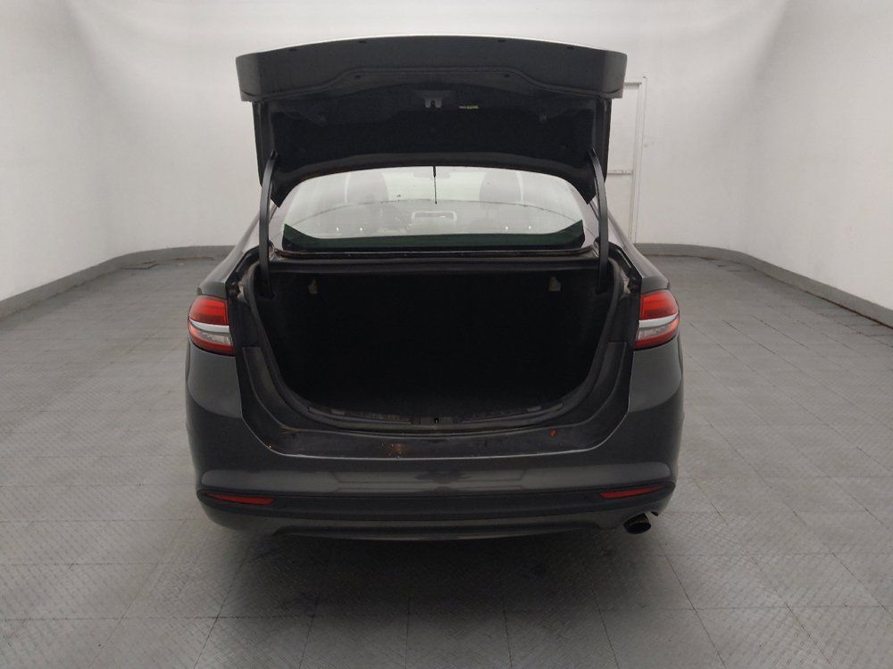 Used 2018 Ford Fusion S FWD image 29