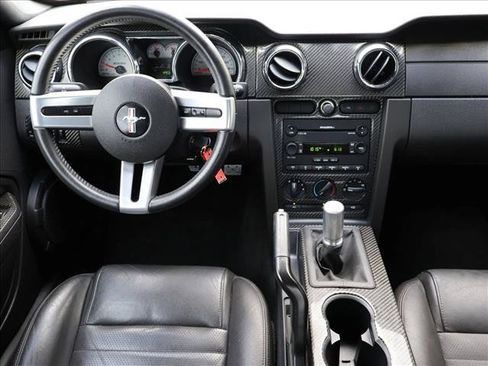 Used 2006 Ford Mustang GT RWD image 18
