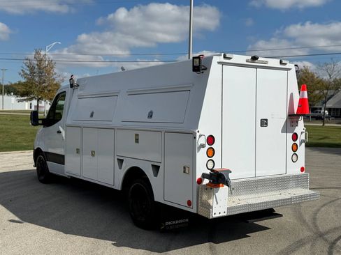 Used 2019 Freightliner Sprinter 3500 w/ Premium Package RWD image 5