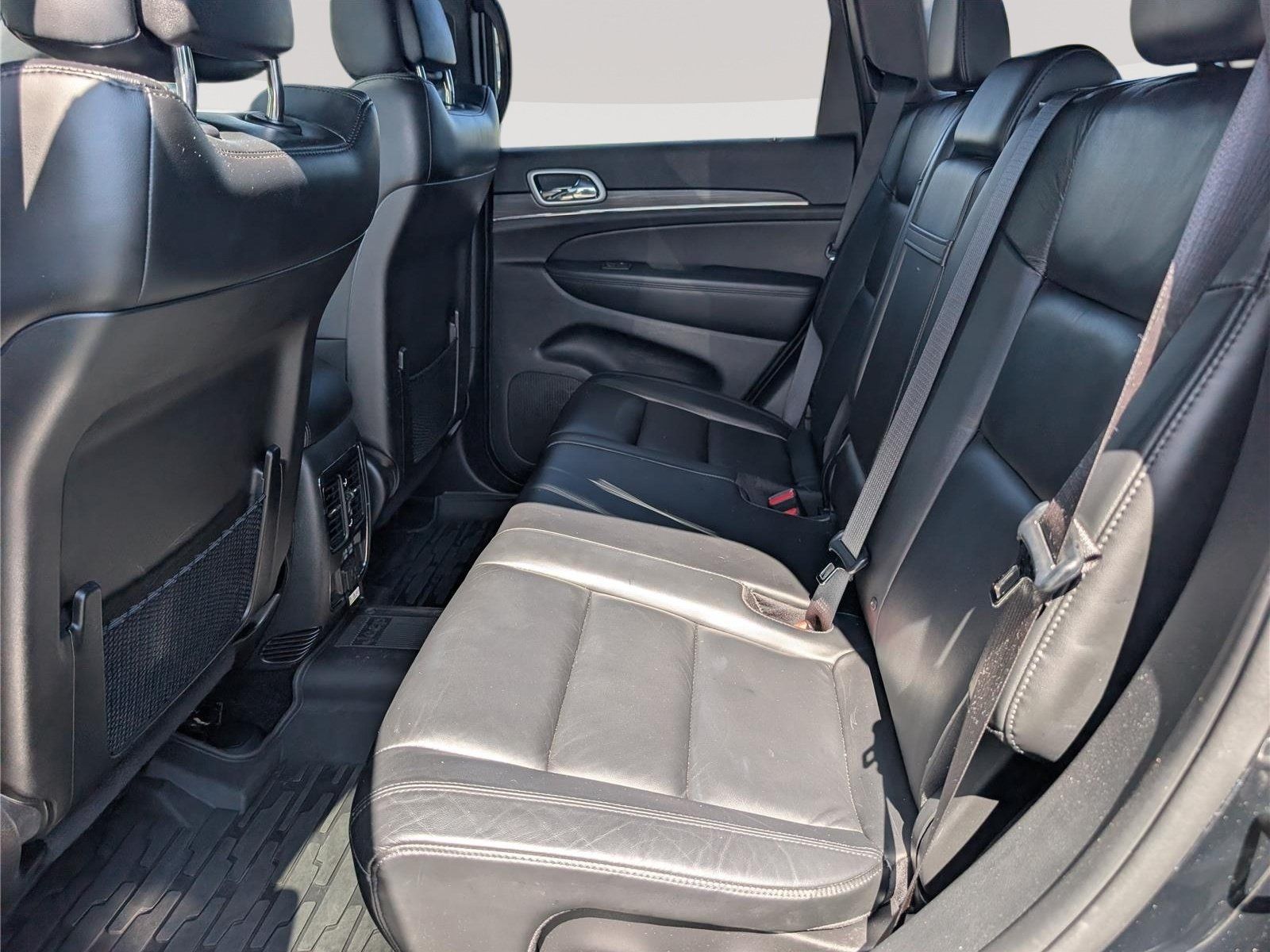 Used 2021 Jeep Grand Cherokee Limited AWD/4WD image 15