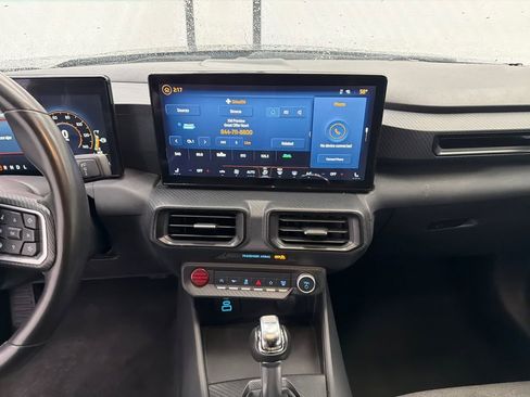 Used 2024 Ford Mustang Convertible image 24