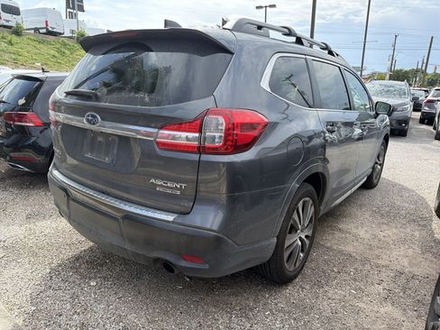 Used 2022 Subaru Ascent Limited w/ Technology Package AWD/4WD image 2