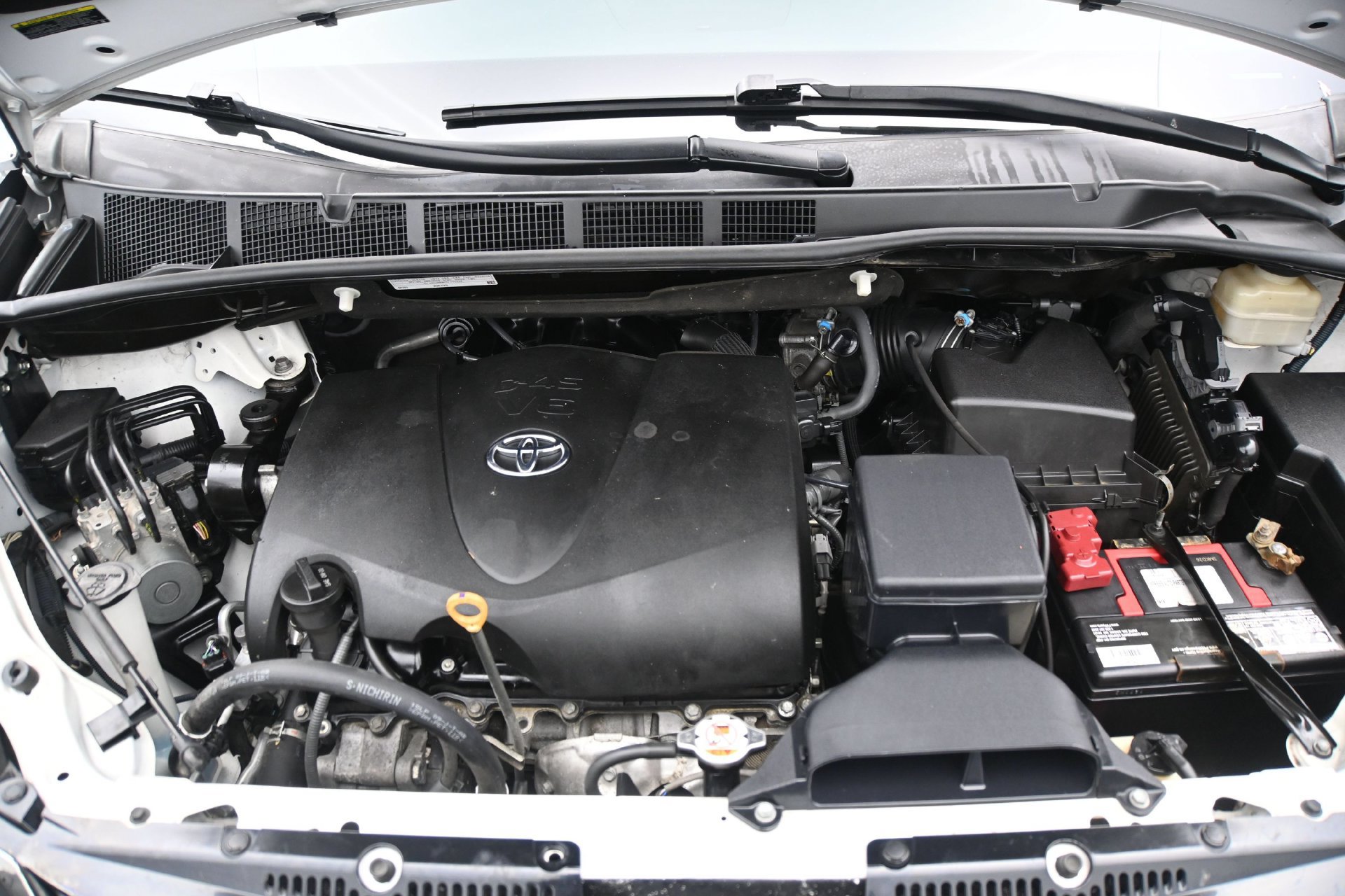 Used 2017 Toyota Sienna SE w/ SE Preferred Package FWD image 30