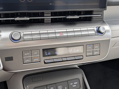 New 2027 Hyundai Kona Limited AWD/4WD image 11