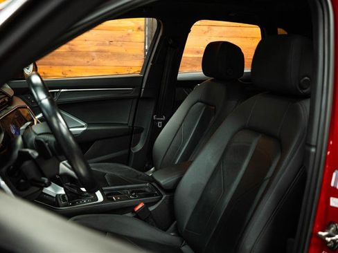 Used 2022 Audi Q3 2.0T Premium AWD/4WD image 10