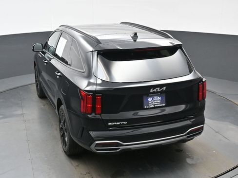 Used 2023 Kia Sorento SX image 40