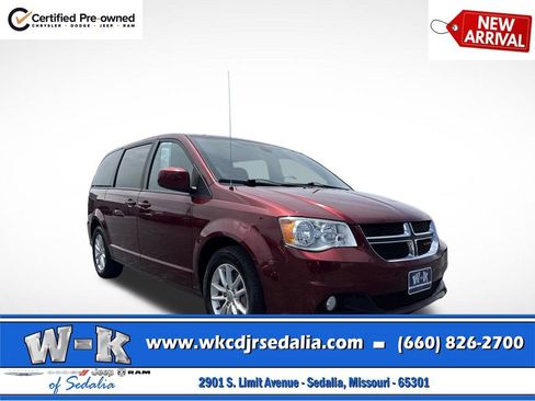 Used 2020 Dodge Grand Caravan SE FWD image 1