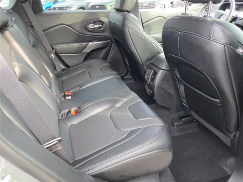 Certified 2022 Jeep Cherokee Limited image 11