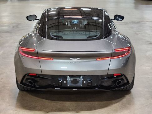 Used 2021 Aston Martin DB11 Coupe RWD image 14