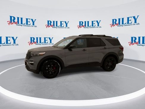 Used 2024 Ford Explorer ST w/ Equipment Group 401A image 4