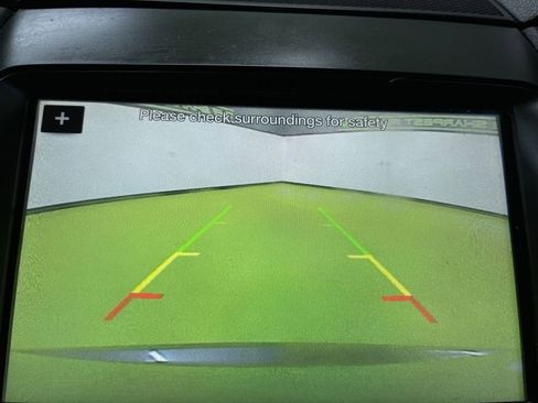 Used 2017 Ford Taurus SEL w/ Equipment Group 201A image 22