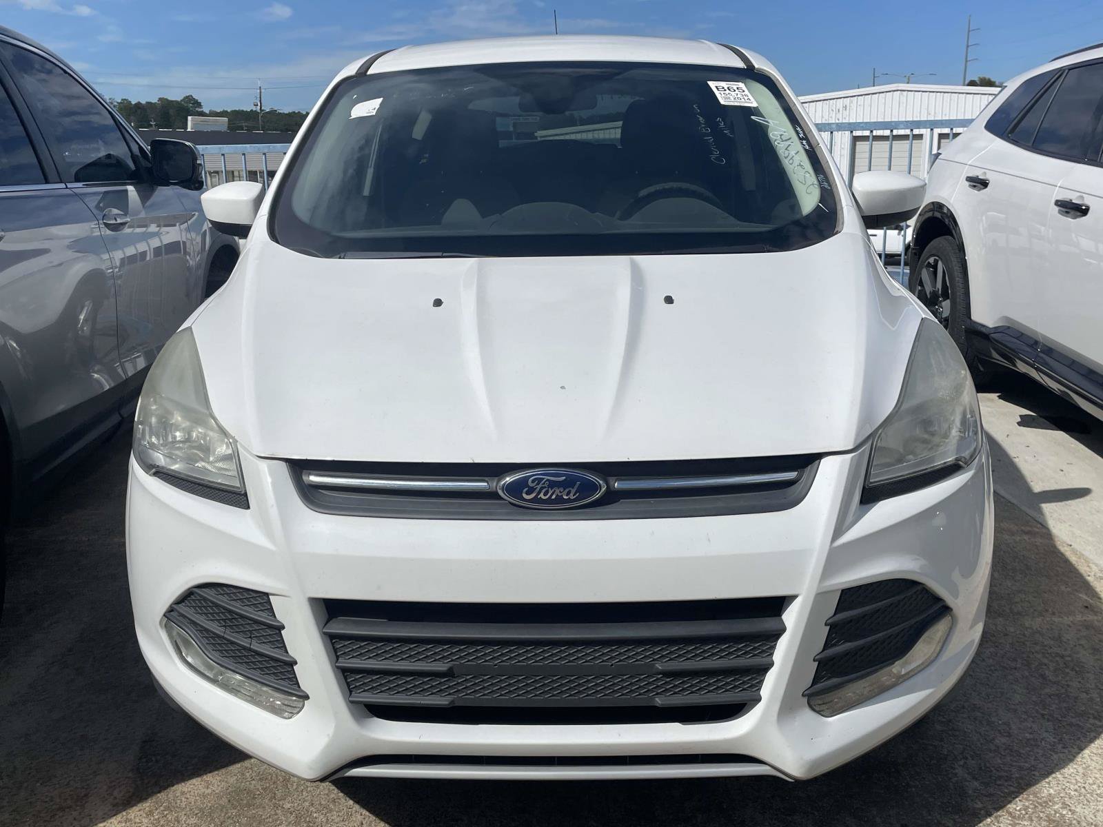 Used 2014 Ford Escape SE FWD image 2